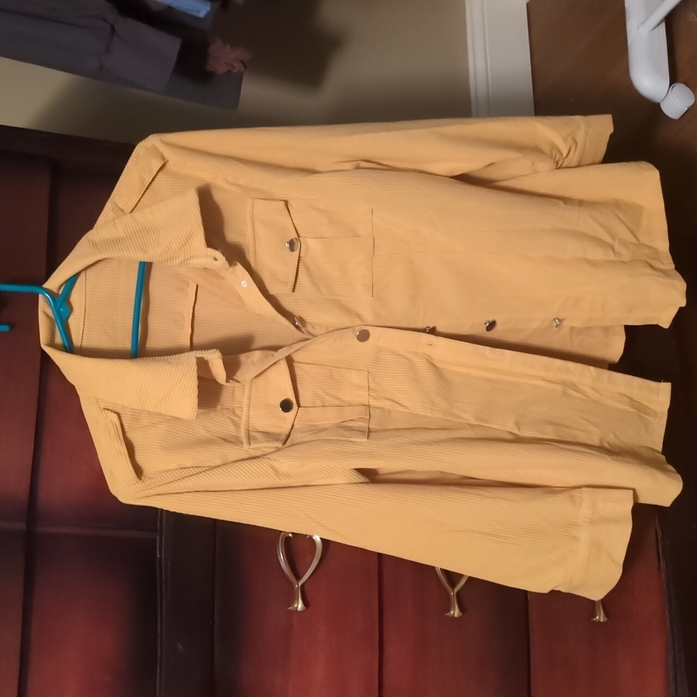 Light corduroy shirt